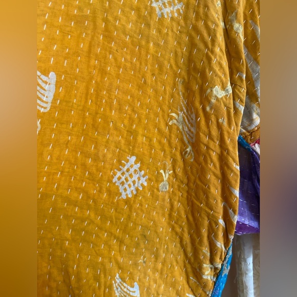 Reversible Kantha Kimono - Picture 5 of 9